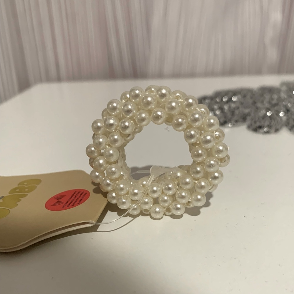 Hair accessories